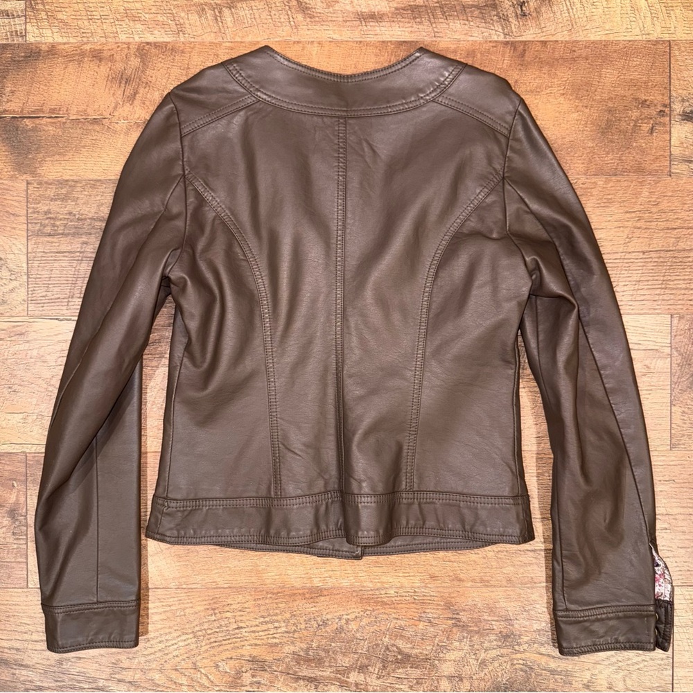 Kut From the Kloth Michael Faux Leather Snap-Up Jacket in Creamy Brown - Picture 13 of 15